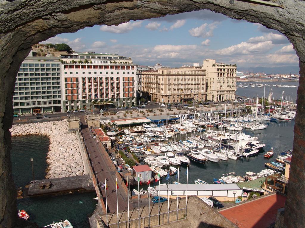 Hotel Transatlantico Neapol Exteriér fotografie